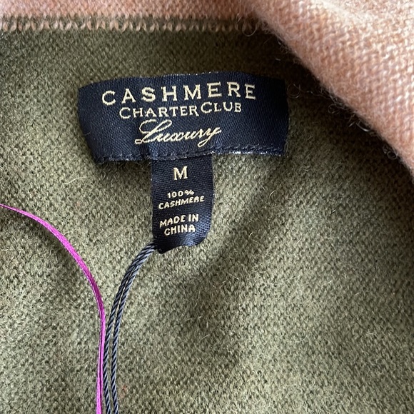 Cashmere Sweater - Picture 4 of 5